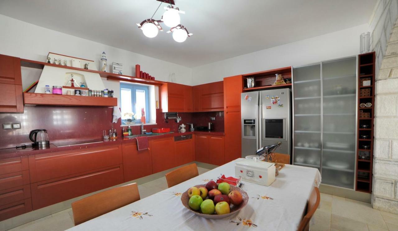 Villa Busho Nausa Zewnętrze zdjęcie