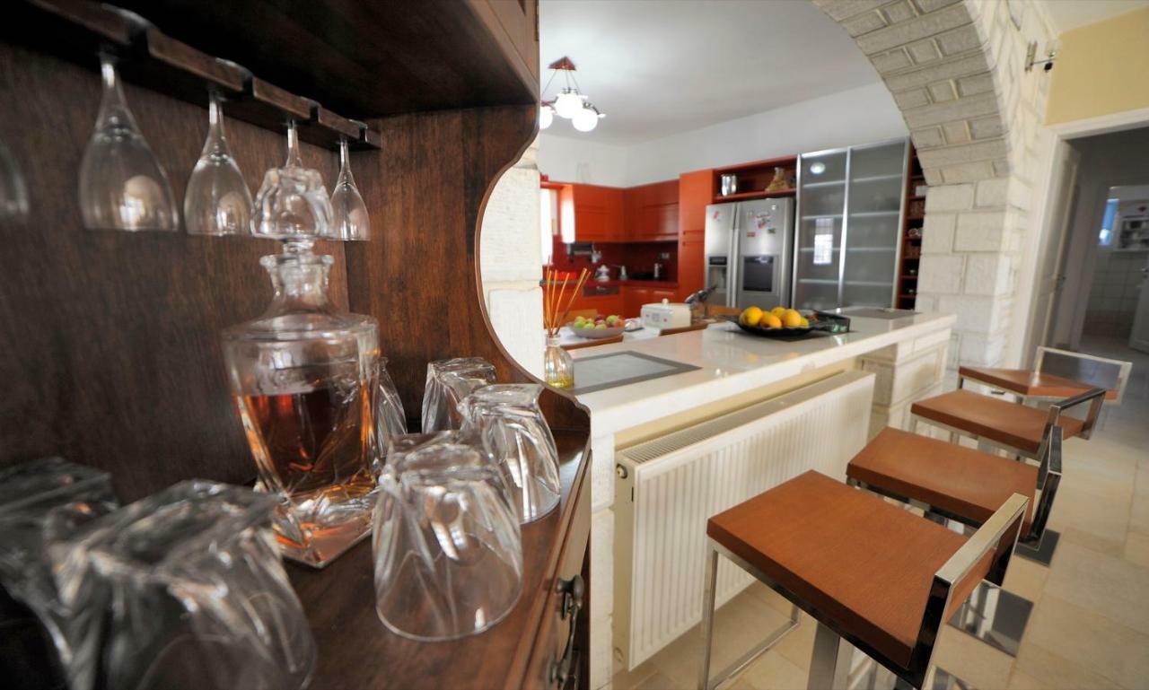 Villa Busho Nausa Zewnętrze zdjęcie
